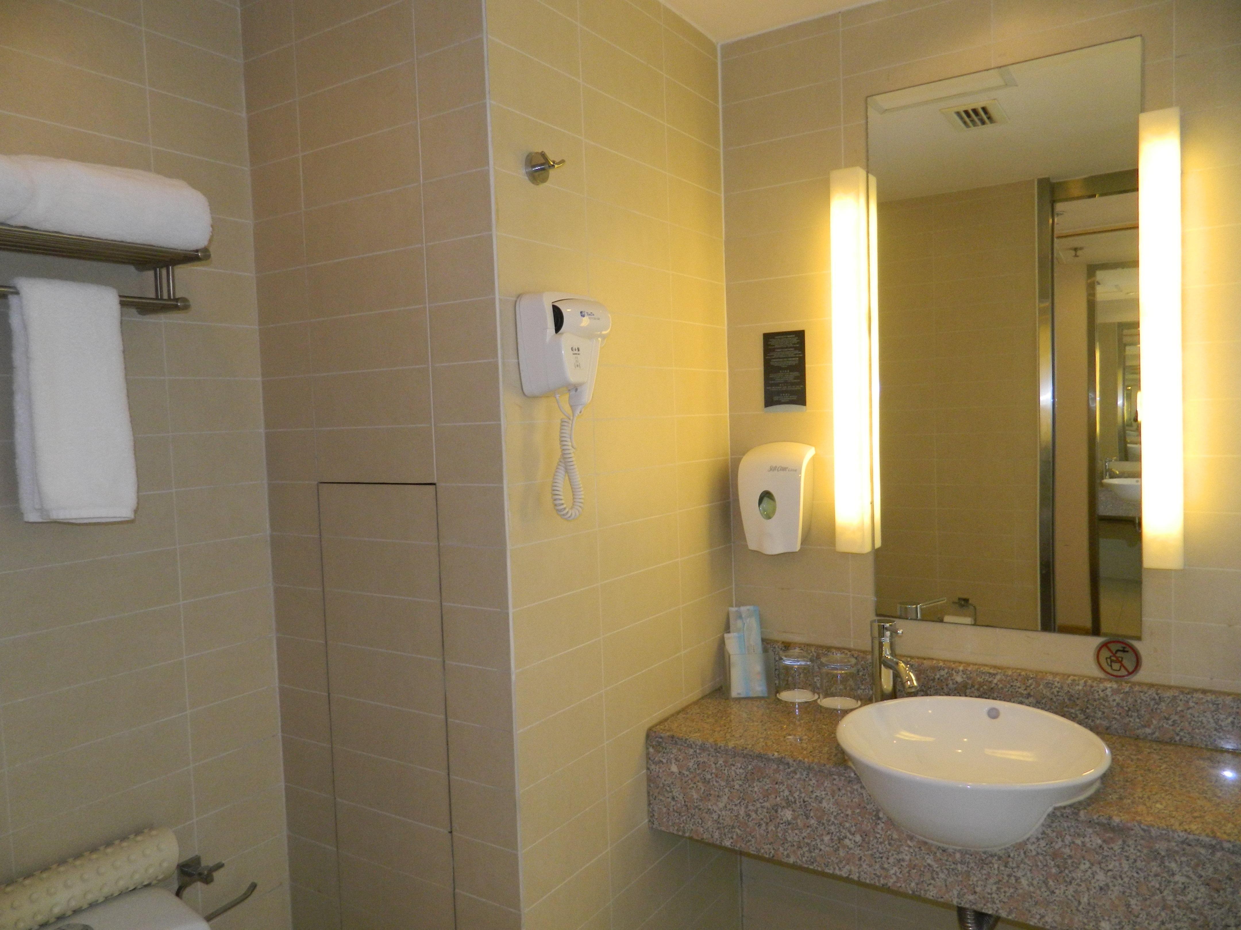 Holiday Inn Express Tianjin Airport By Ihg Bagian luar foto